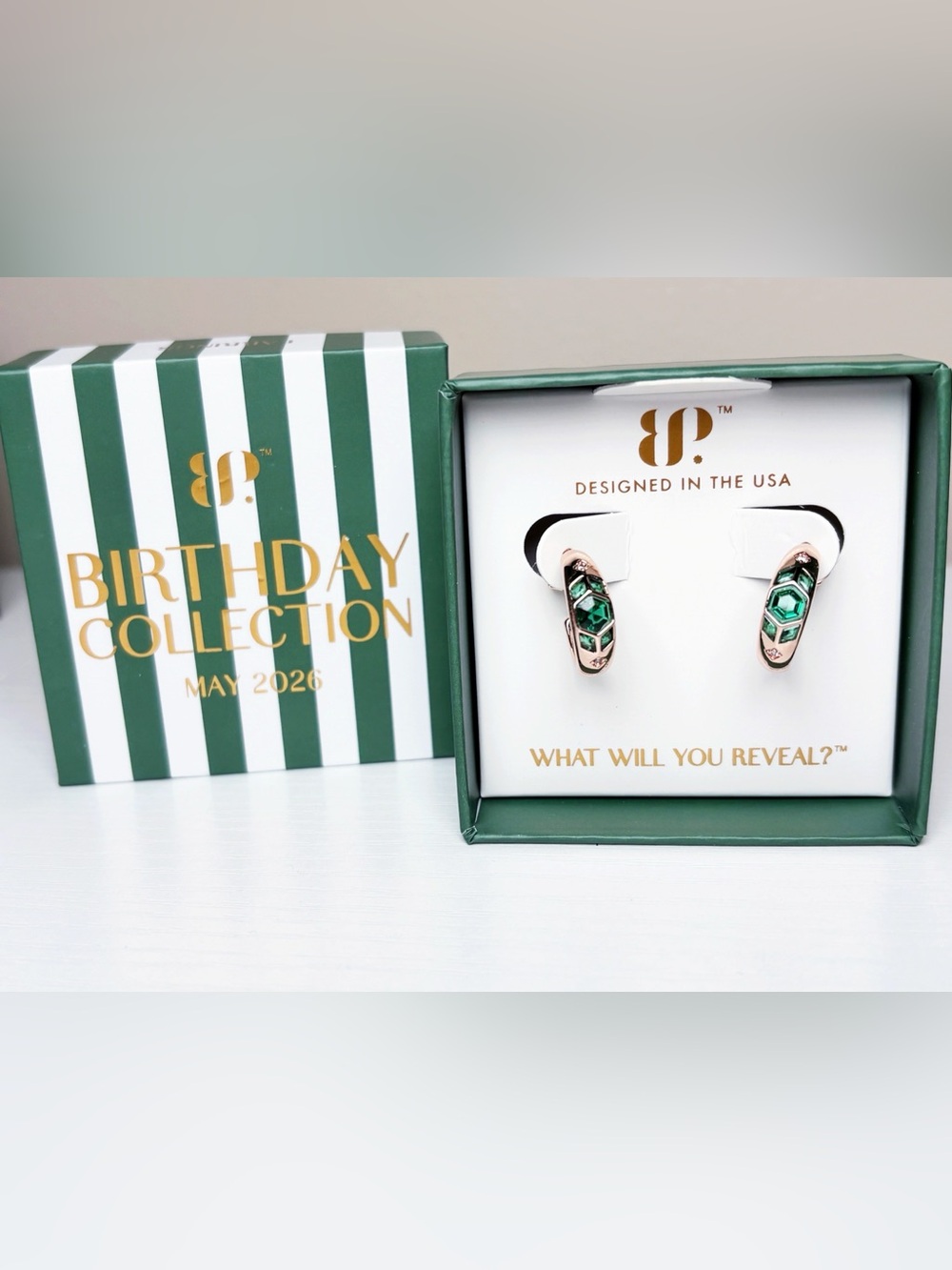 New Bomb Party The Icon Earrings ER52550
